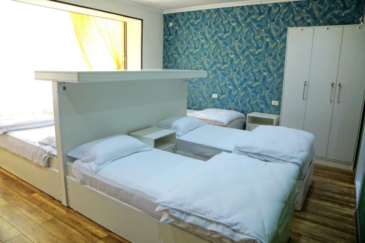Manija Hostel Samarcande Extérieur photo