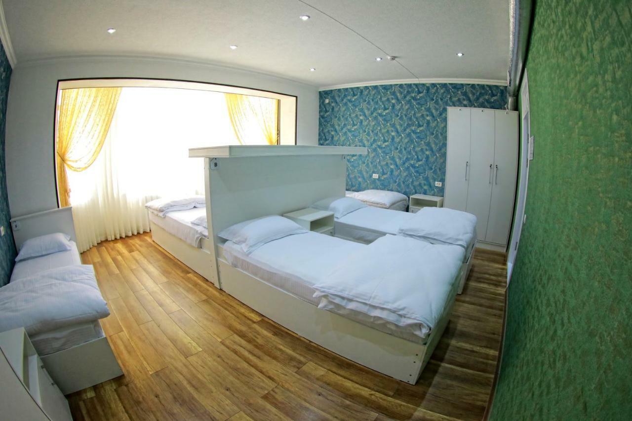 Manija Hostel Samarcande Extérieur photo