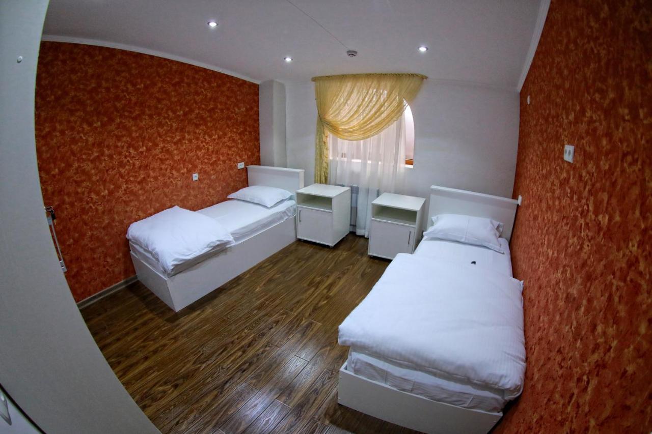 Manija Hostel Samarcande Extérieur photo