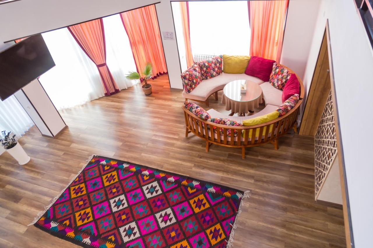 Manija Hostel Samarcande Extérieur photo